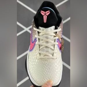 NEW KOBE VI PROTRO BHM LIMITED EDITION